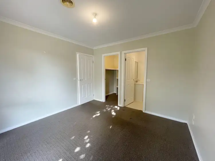Fifth view of Homely house listing, 21 Horseshoe Circuit, Truganina VIC 3029