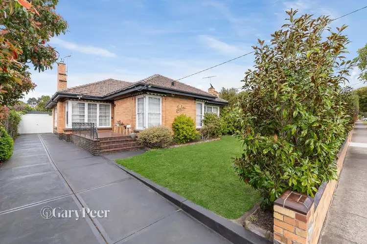 12 Elimatta Road, Carnegie VIC 3163
