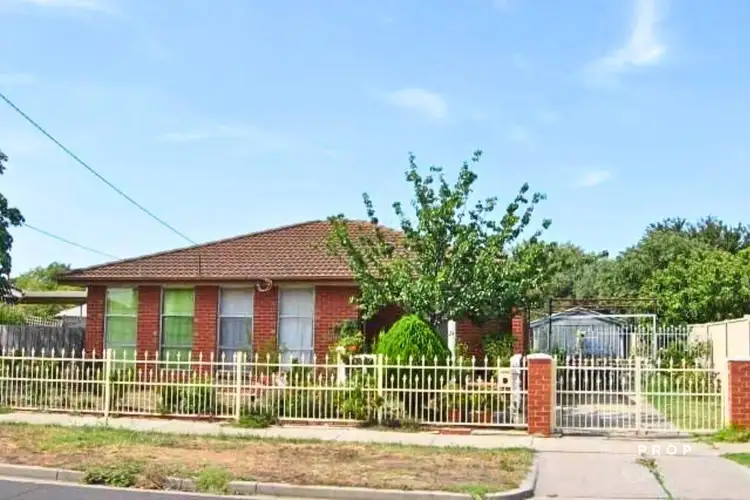 83 Warmington Road, Sunshine West VIC 3020