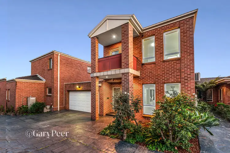 2/2 Moore Street, Caulfield South VIC 3162