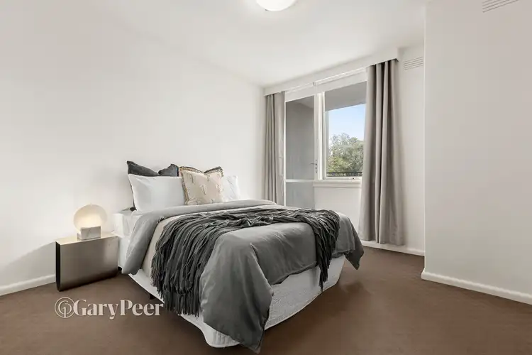 Fourth view of Homely apartment listing, 2/297 Dandenong Road, Prahran VIC 3181