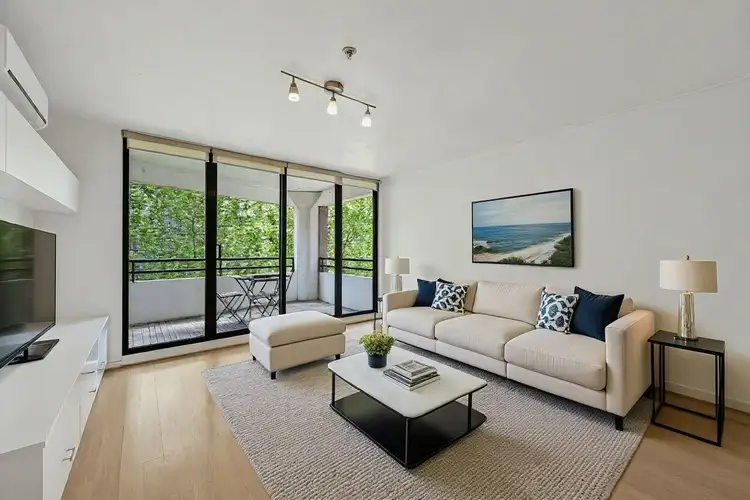 Third view of Homely apartment listing, 32/88 Southbank Boulevard, Southbank VIC 3006