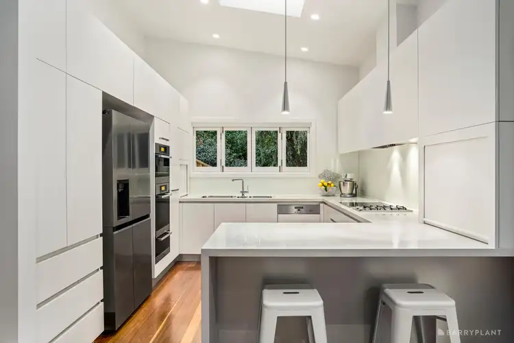 11 Apple Gum Grove, Doncaster East VIC 3109