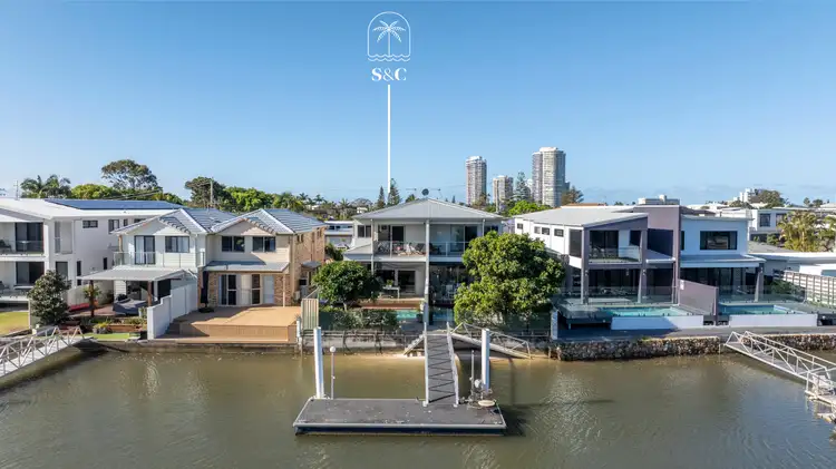 1/10 Vaggelas Crescent, Biggera Waters QLD 4216