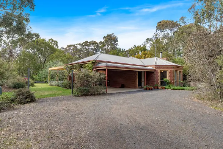 15 Bellhouse Street, Macedon VIC 3440