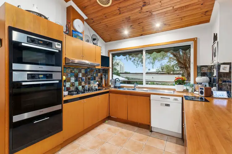 Fifth view of Homely house listing, 9 Dalkeith Close, Wheelers Hill VIC 3150
