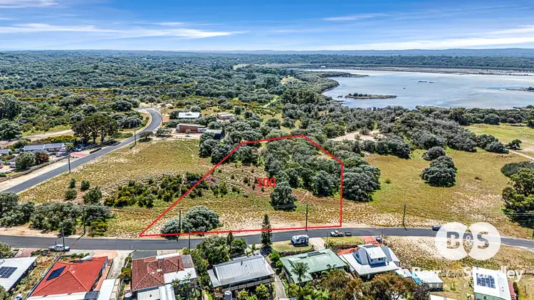 100 Lakeside Terrace, Preston Beach WA 6215