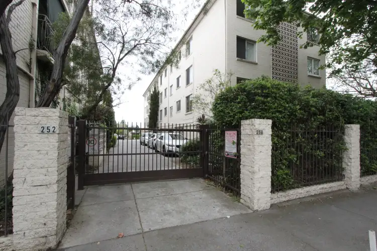 34/252 Dandenong Road, St Kilda East VIC 3183