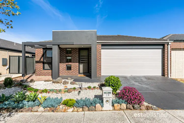 12 Rona Road, Point Cook VIC 3030