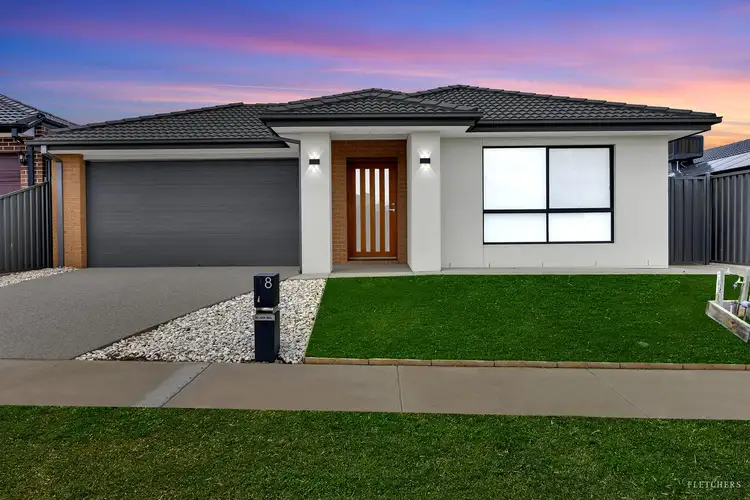 8 Crawford Rise, Cobblebank VIC 3338