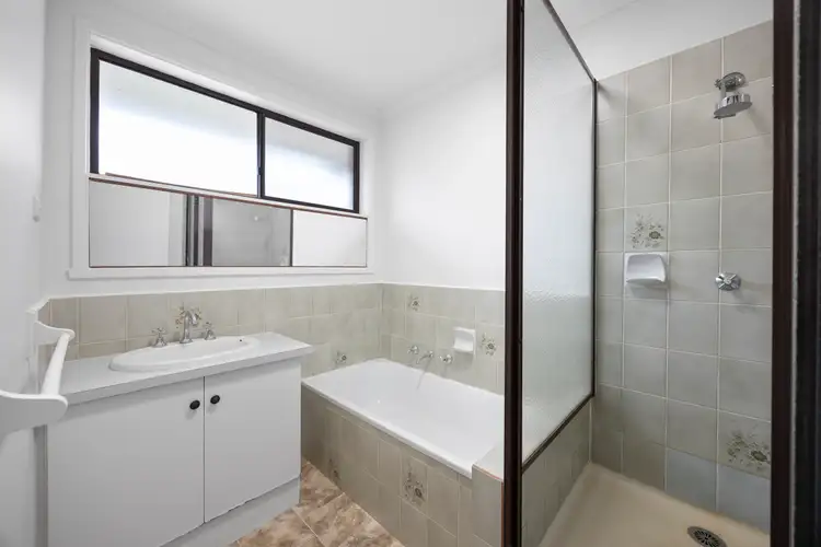 Sixth view of Homely unit listing, 3/9 Alexander Street, Cranbourne VIC 3977