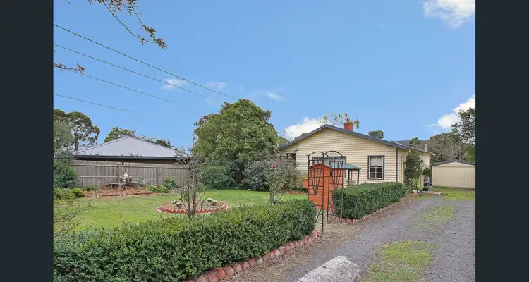 82 Burke Road, Ferntree Gully VIC 3156
