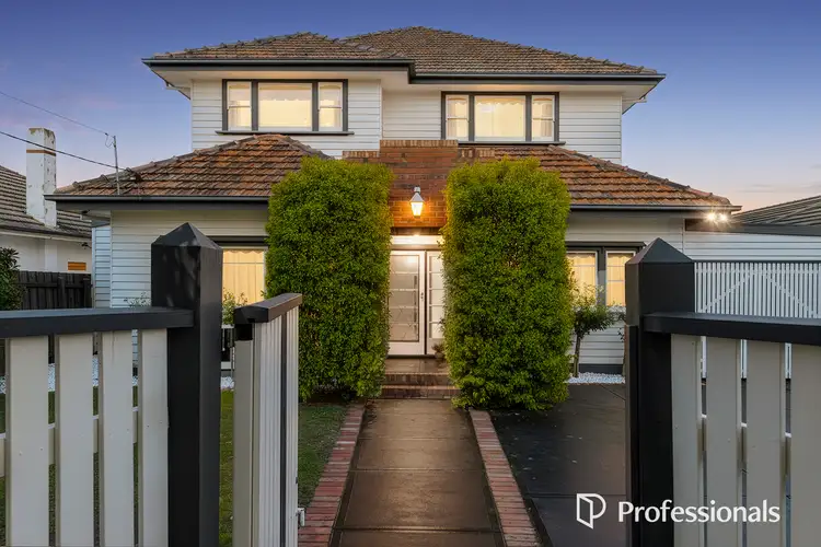 12 Walnut Street, Ormond VIC 3204