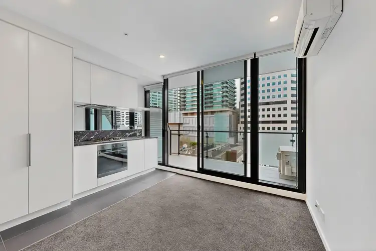 711/52 Park Street, South Melbourne VIC 3205