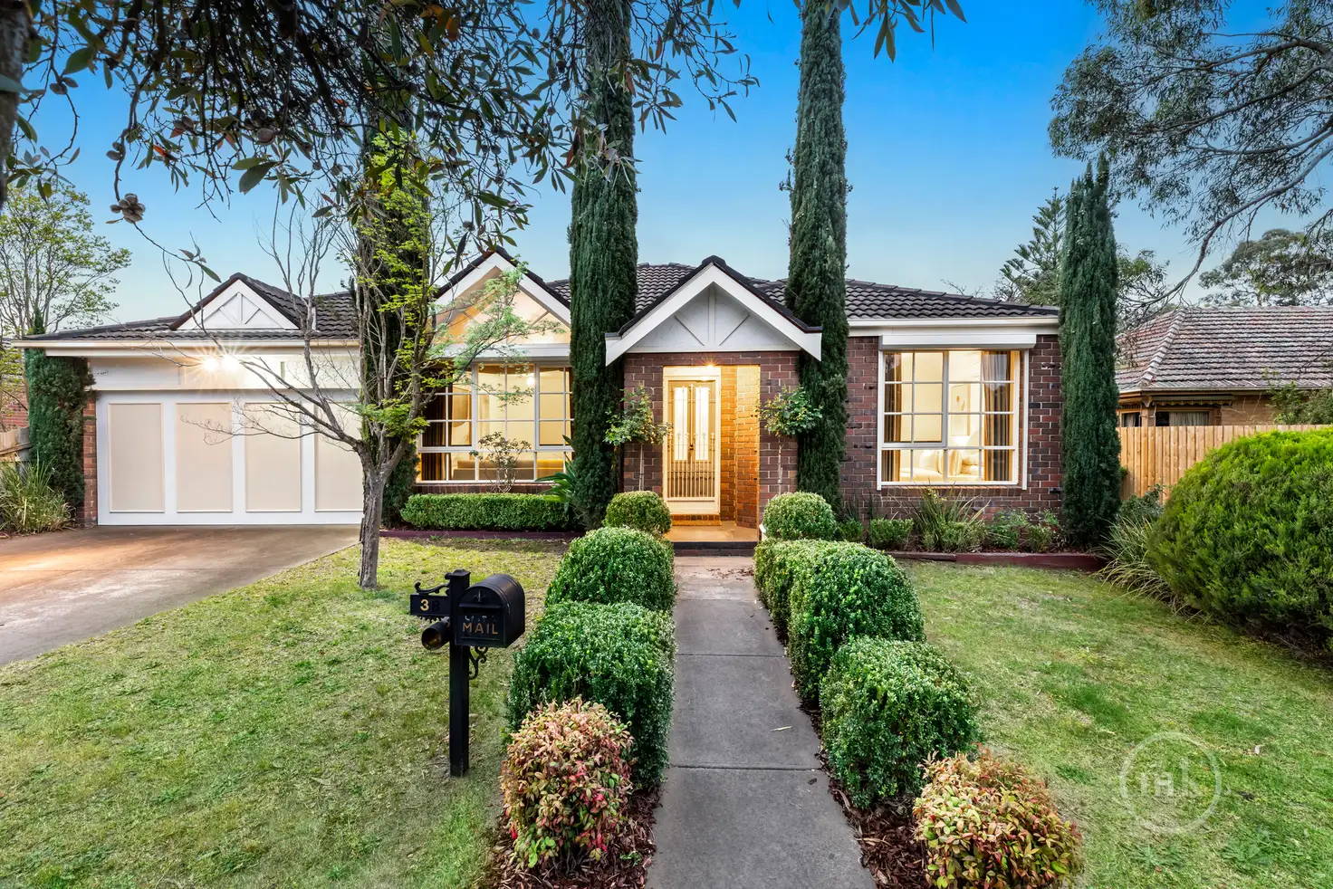 Main view of Homely unit listing, 1/38 Mountain View Road, Montmorency VIC 3094