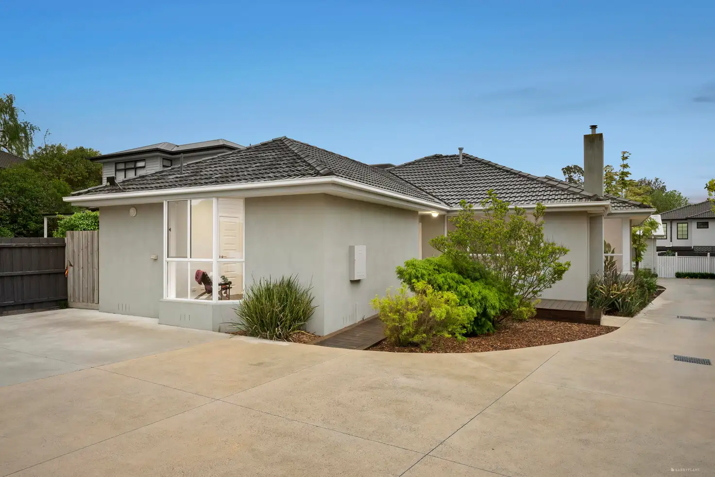 Main view of Homely unit listing, 1/5 Valency Court, Mitcham VIC 3132