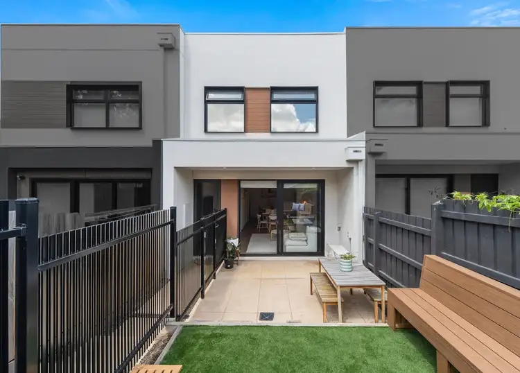 6 Wineglass Walk, Carrum Downs VIC 3201