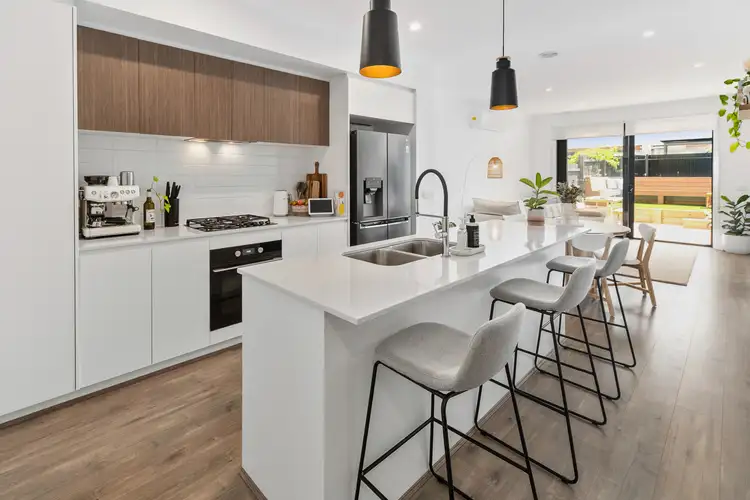 Fifth view of Homely townhouse listing, 6 Wineglass Walk, Carrum Downs VIC 3201