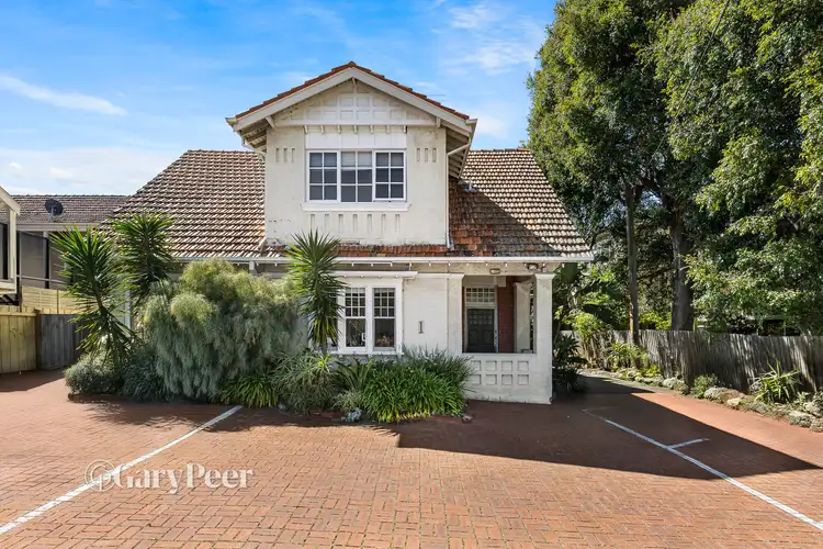 1 Wando Grove, St Kilda East VIC 3183
