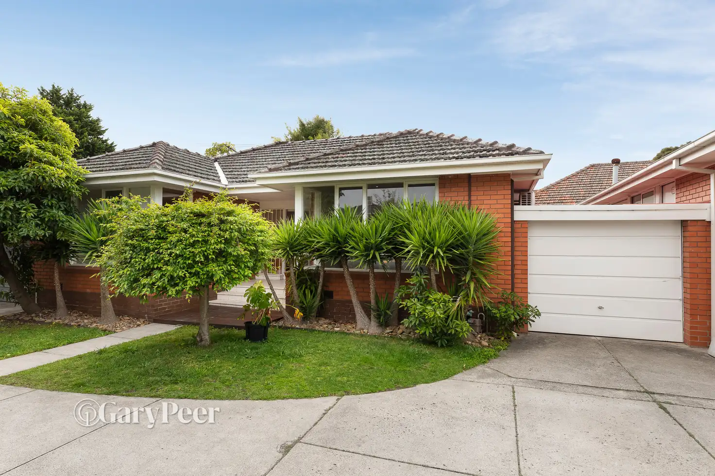 Main view of Homely unit listing, 2/301 Glen Eira Road, Caulfield North VIC 3161