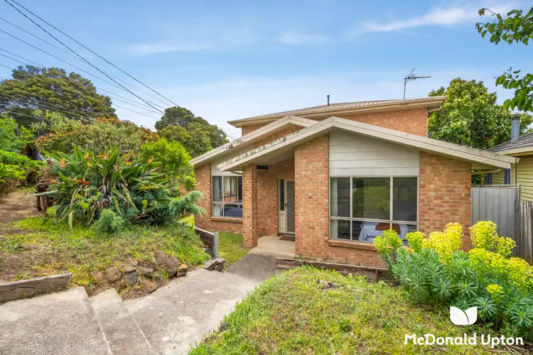 28 Hillside Crescent, Maribyrnong VIC 3032