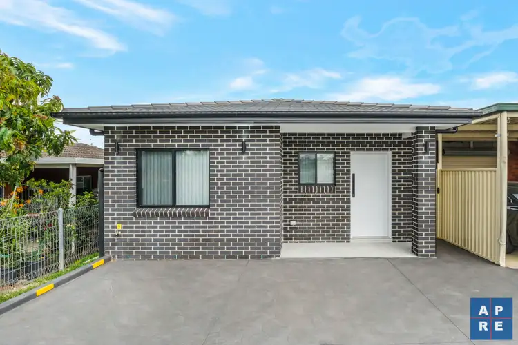 54a Palmerston Road, Fairfield West NSW 2165