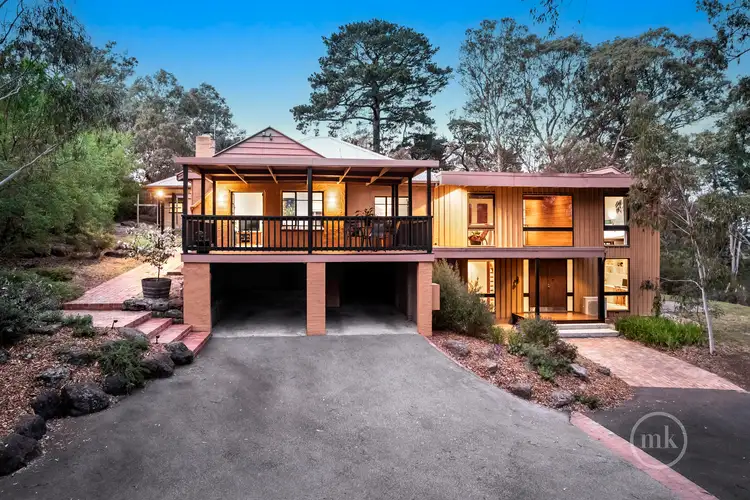 64 Mount Pleasant Road, Eltham VIC 3095