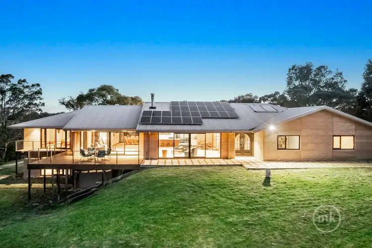 136 Charles Sturt Drive