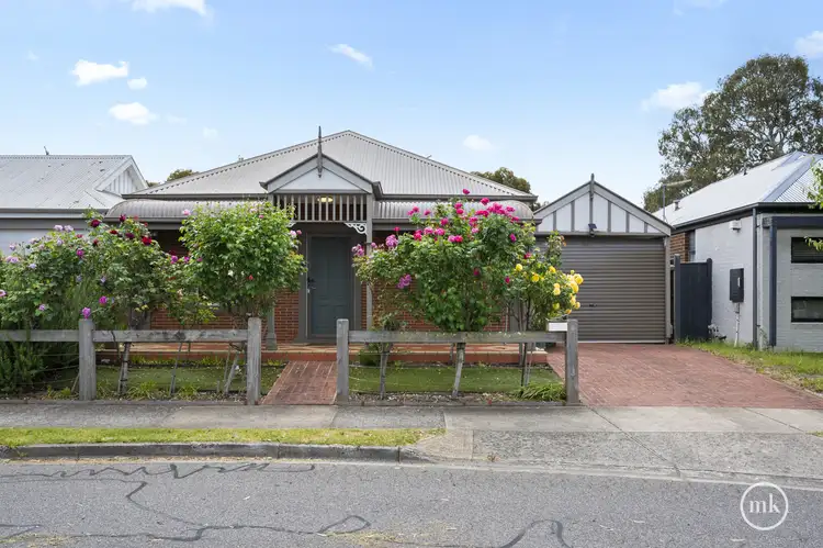 33 Montrose Drive, Doreen VIC 3754