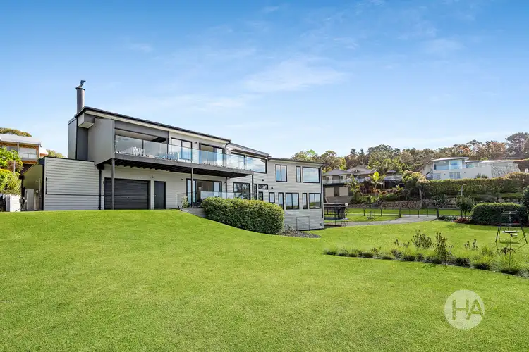 8 Somerset Drive, Dromana VIC 3936