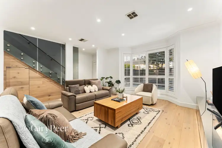 1/5 Fairfield Grove, Caulfield South VIC 3162 - Townhouse For Sale