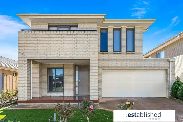 52 Seafarer Way, Sanctuary Lakes VIC 3030