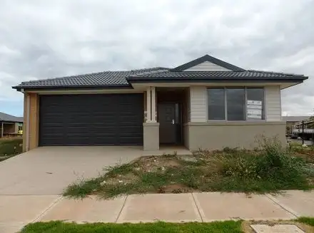 5 Mulgra View, Tarneit VIC 3029