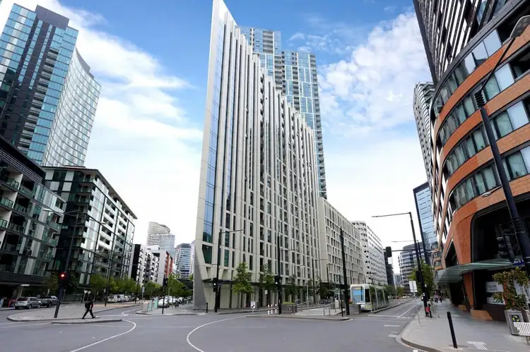 3409E/888 Collins Street, Docklands VIC 3008