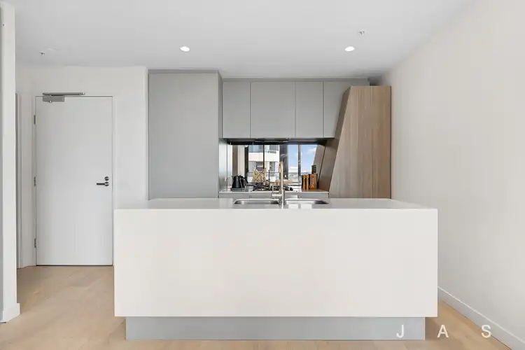 801/2 Hallenstein Street, Footscray VIC 3011