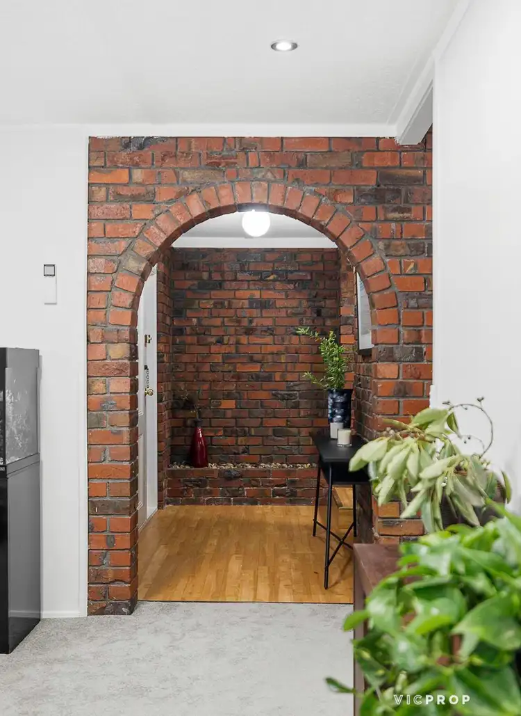 Second view of Homely house listing, 2 Phillips Crescent, Rosanna VIC 3084