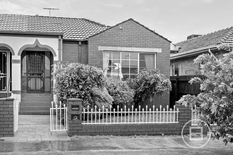 14 Carrington Road, Niddrie VIC 3042
