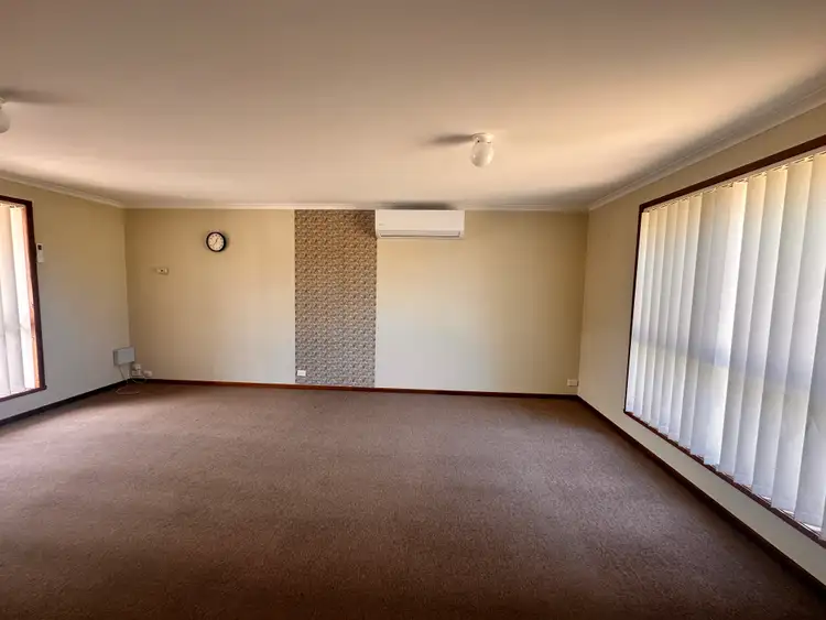 Fifth view of Homely unit listing, 2/104 Duff Street, Cranbourne VIC 3977