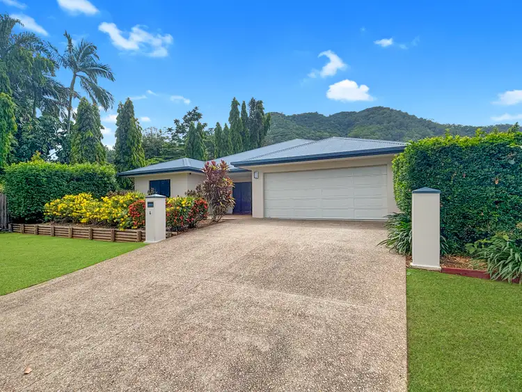 4 Tuffley Cl, Kanimbla QLD 4870