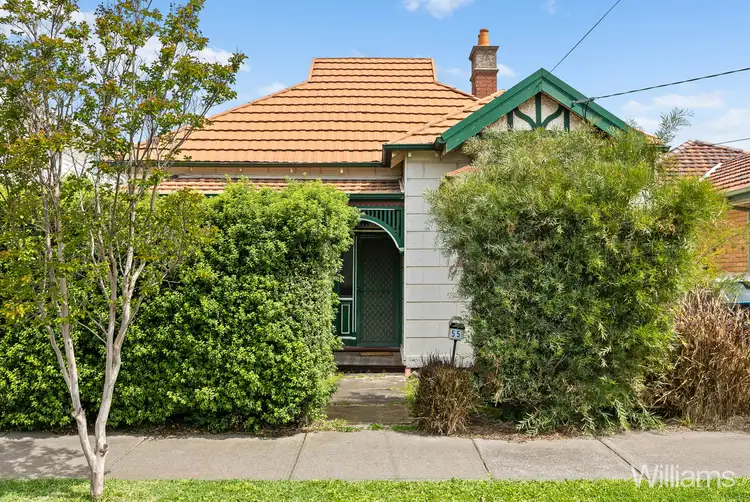 55 River Street, Newport VIC 3015