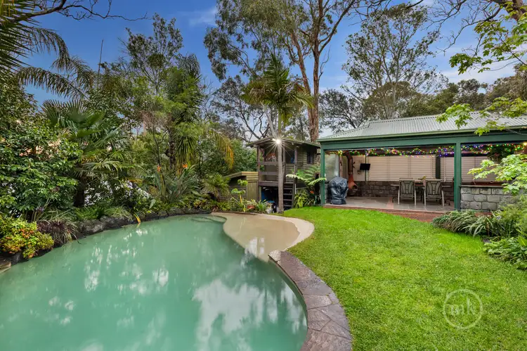 7 Ashdale Grove, Eltham VIC 3095