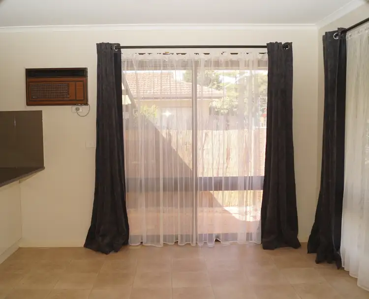 Fourth view of Homely unit listing, 1/40 Daldy Crescent, Shepparton VIC 3630