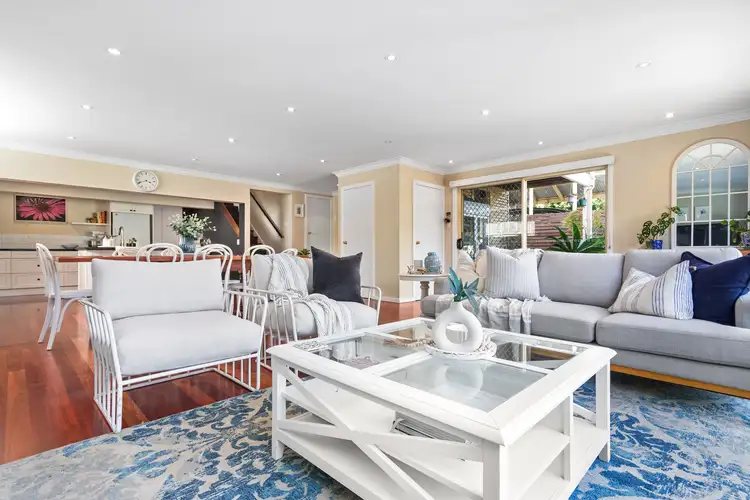 61 East Street, Warners Bay NSW 2282