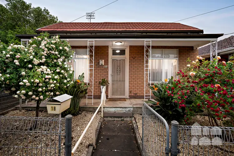 18 Bell Street, Seddon VIC 3011