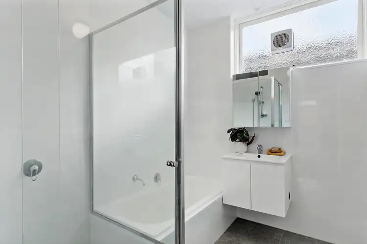 Fifth view of Homely apartment listing, 3/13 Elm Grove, Mckinnon VIC 3204