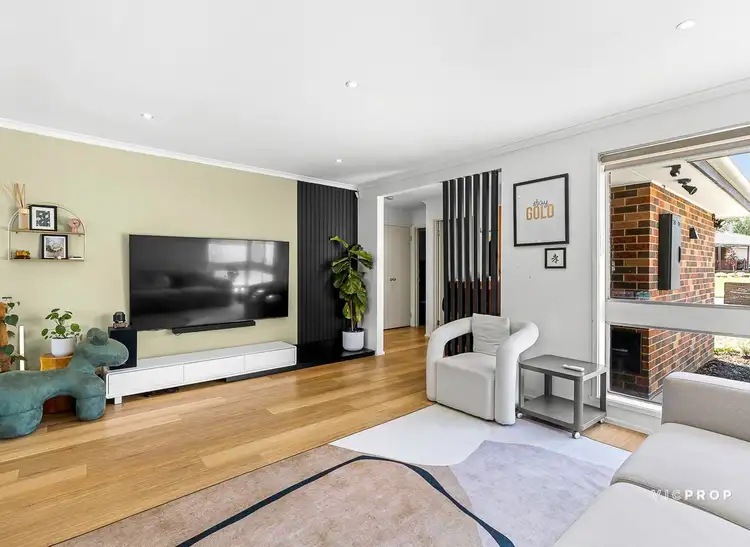 Second view of Homely house listing, 32 Buckmaster Drive, Mill Park VIC 3082