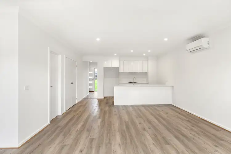 Fourth view of Homely townhouse listing, 8 Jandakot Walk, Point Cook VIC 3030