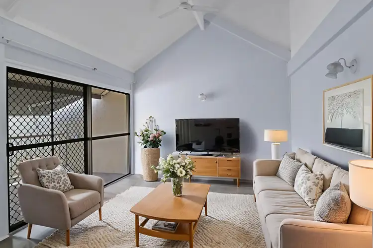 Third view of Homely unit listing, 10/11-15 Yulgibar Close, Kooralbyn QLD 4285