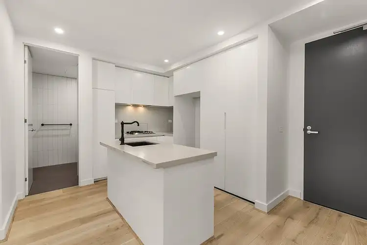 Fourth view of Homely apartment listing, 9/92 Hawthorn Road, Caulfield North VIC 3161