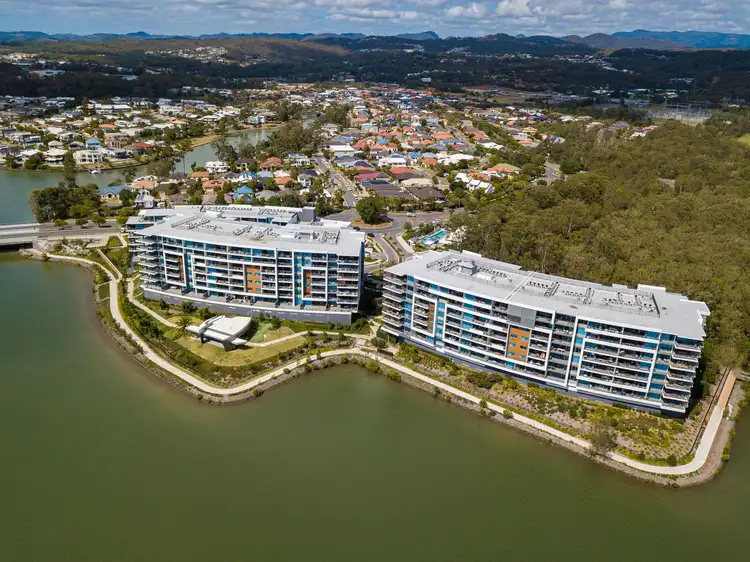 2203/397 Christine Avenue, Varsity Lakes QLD 4227